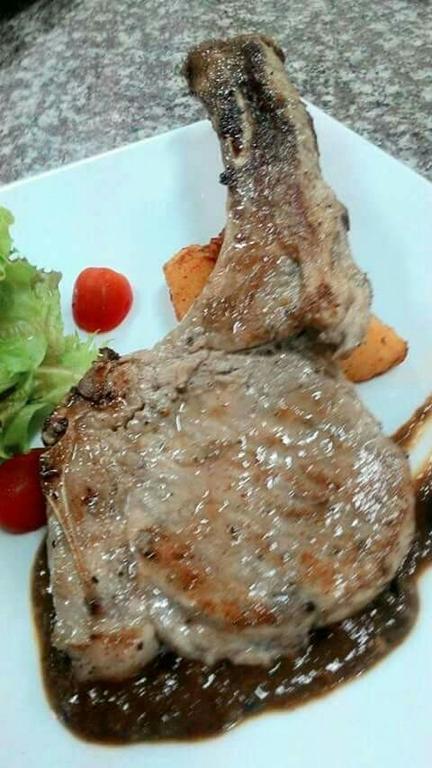 Lop Buri Baan Suan Geb Tawan酒店 外观 照片